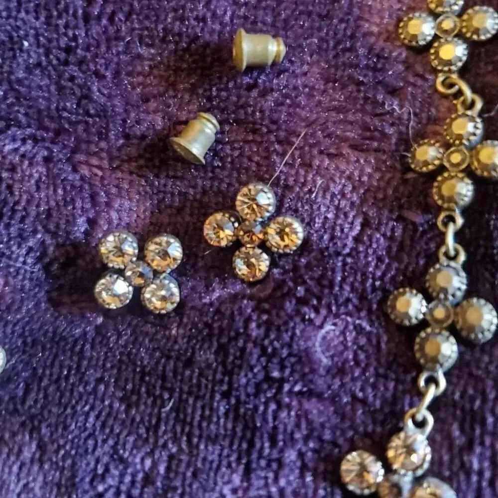 0212. Cookie Lee? Matching Earrings and Necklace Set ~ Perfect for Friends!